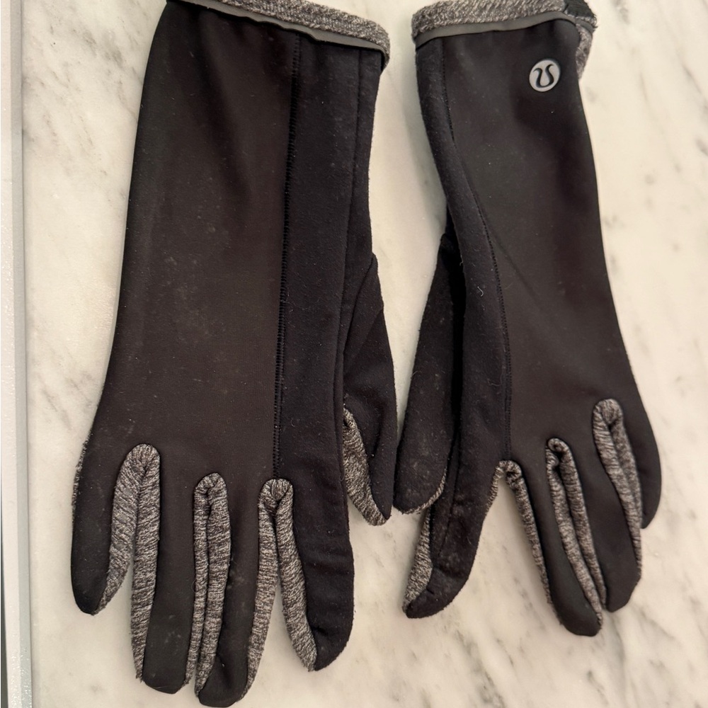 Lululemon Running Gloves